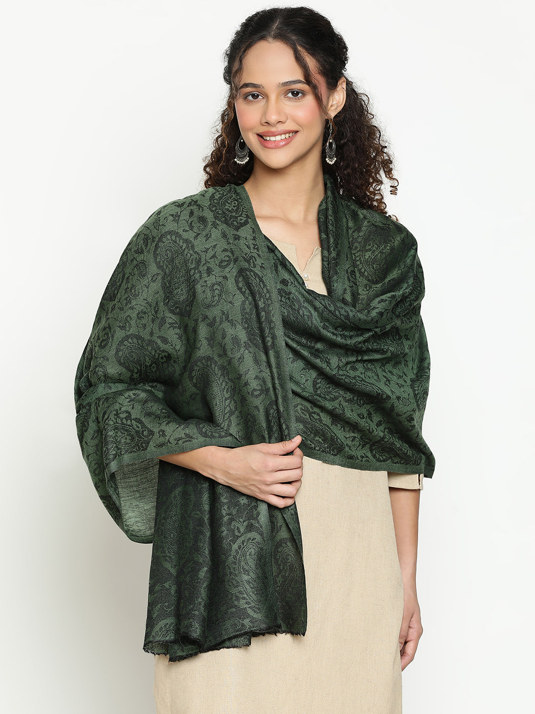 Timeless Wool-Blend Scarf – Paisley in Rich Contemporary Olive Color