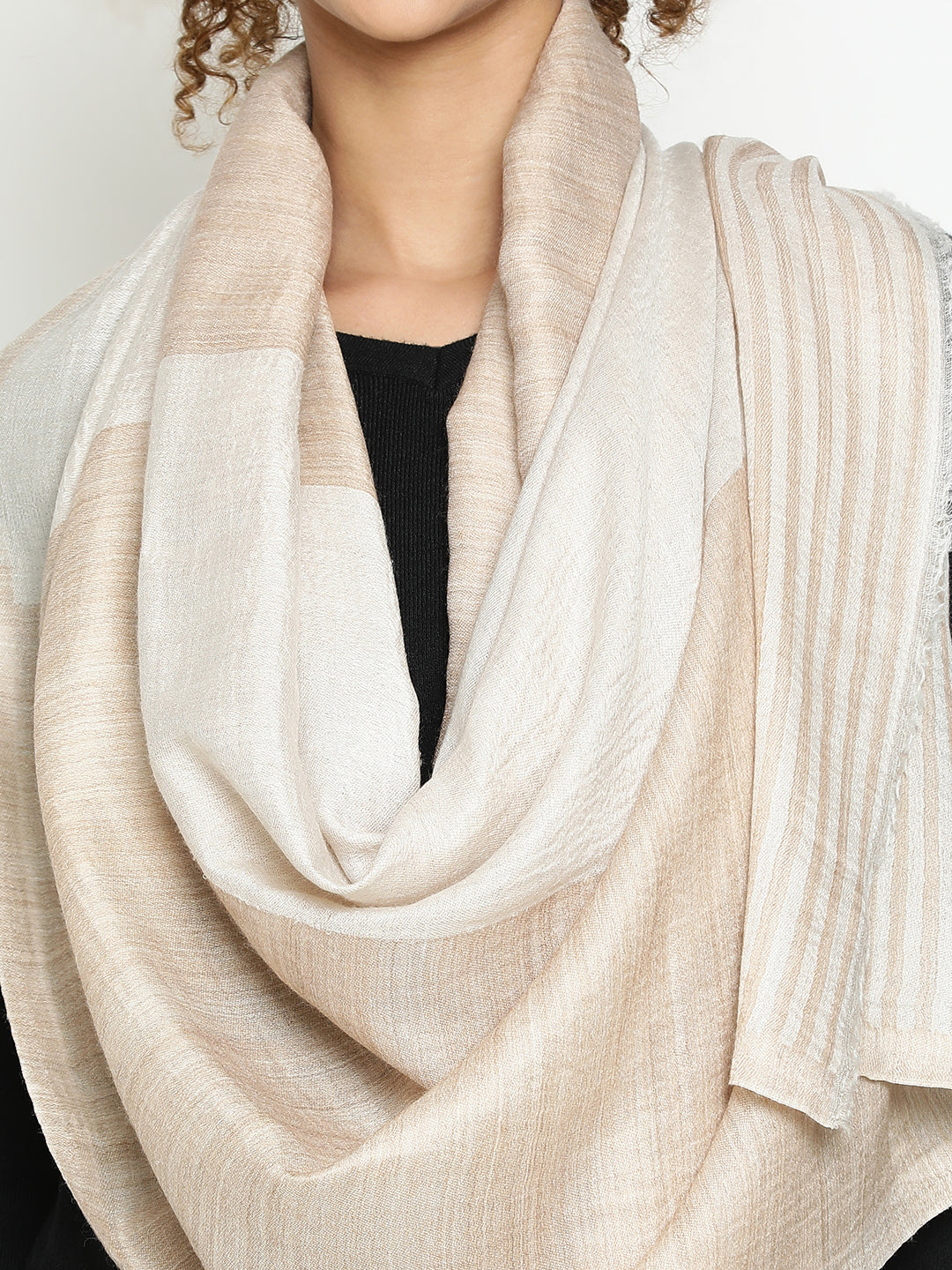Reversible Toosh Ivory wool Stole