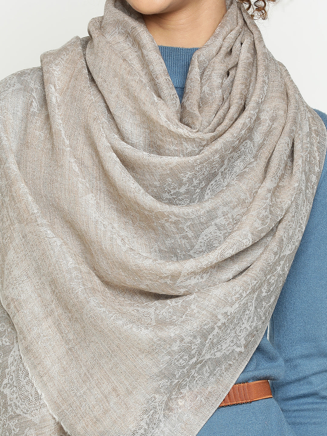 Timeless Wool-Blend Scarf – Paisley in Rich Contemporary Wool Natural Beige Color